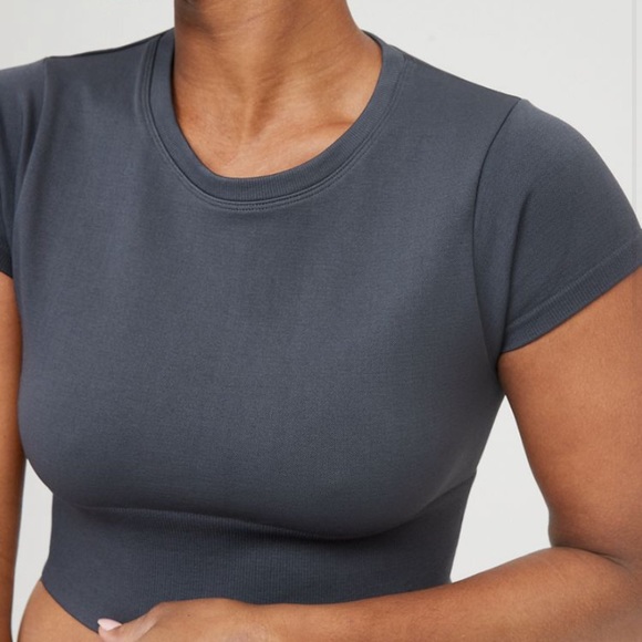 aerie Tops - Aerie OFFLINE seamless cropped T-shirt